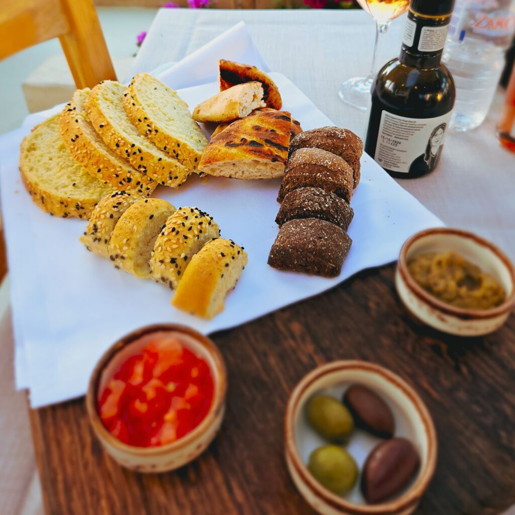 Village Heights Resort - Rodies Restaurant