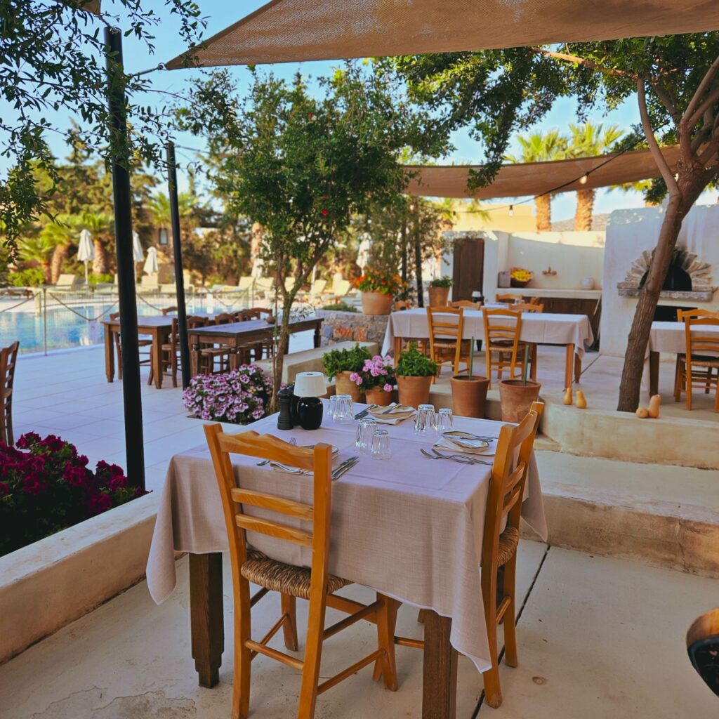 Village Heights Resort - Terrace at Rodies Restaurant